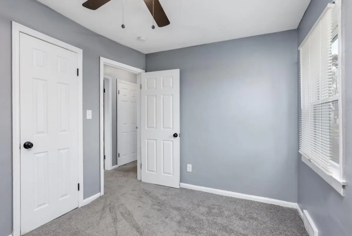 Appartement à louer dans le quartier Westchase à Houston, Texas, avec deux chambres et piscine 