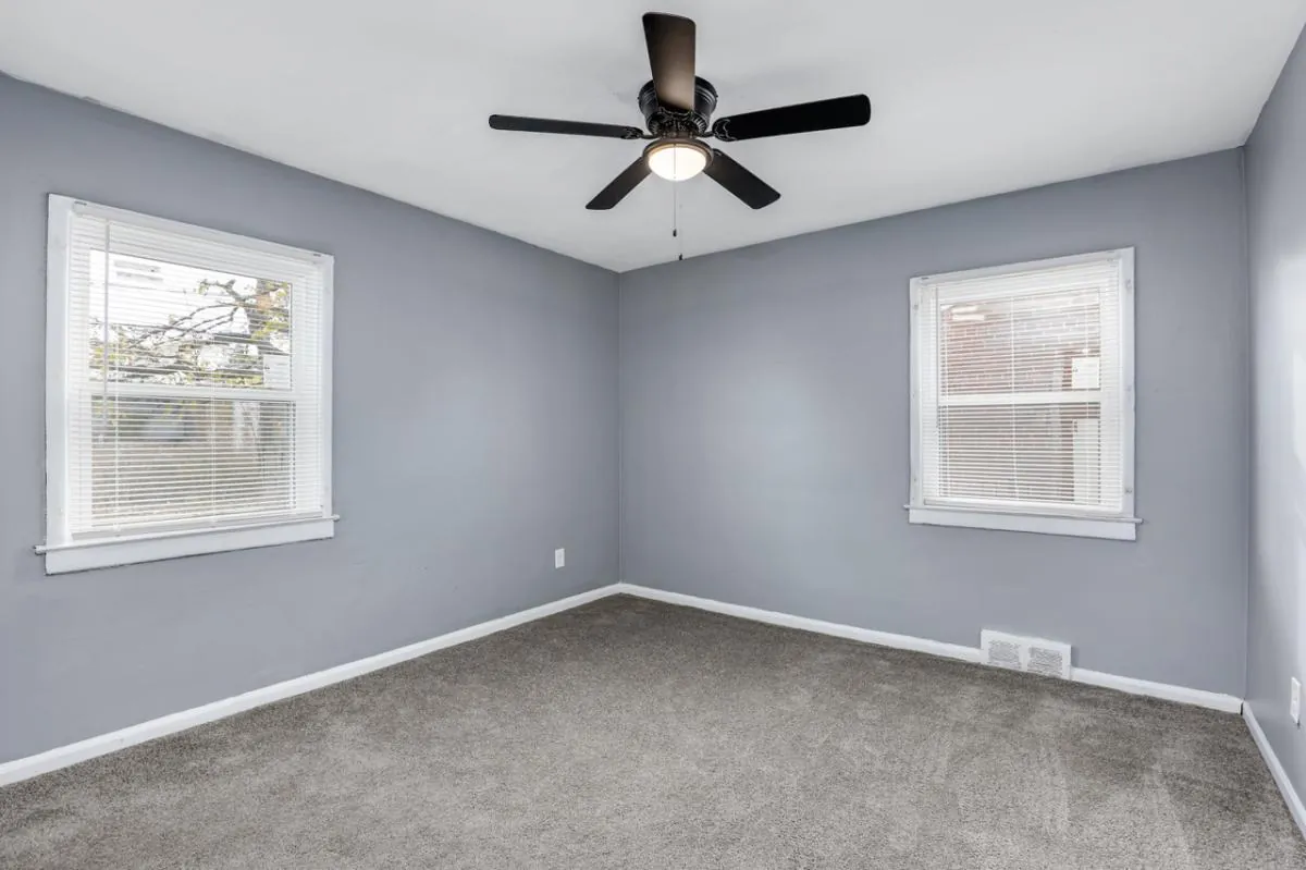 Appartement à louer dans le quartier Westchase à Houston, Texas, avec deux chambres et piscine 