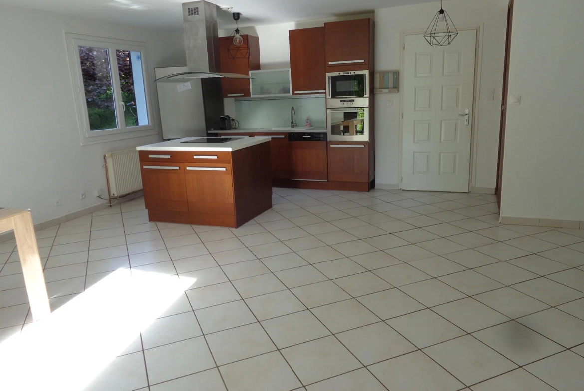Villa à Chambost-Allières avec terrain de 1503 m² - 110 m² habitable 