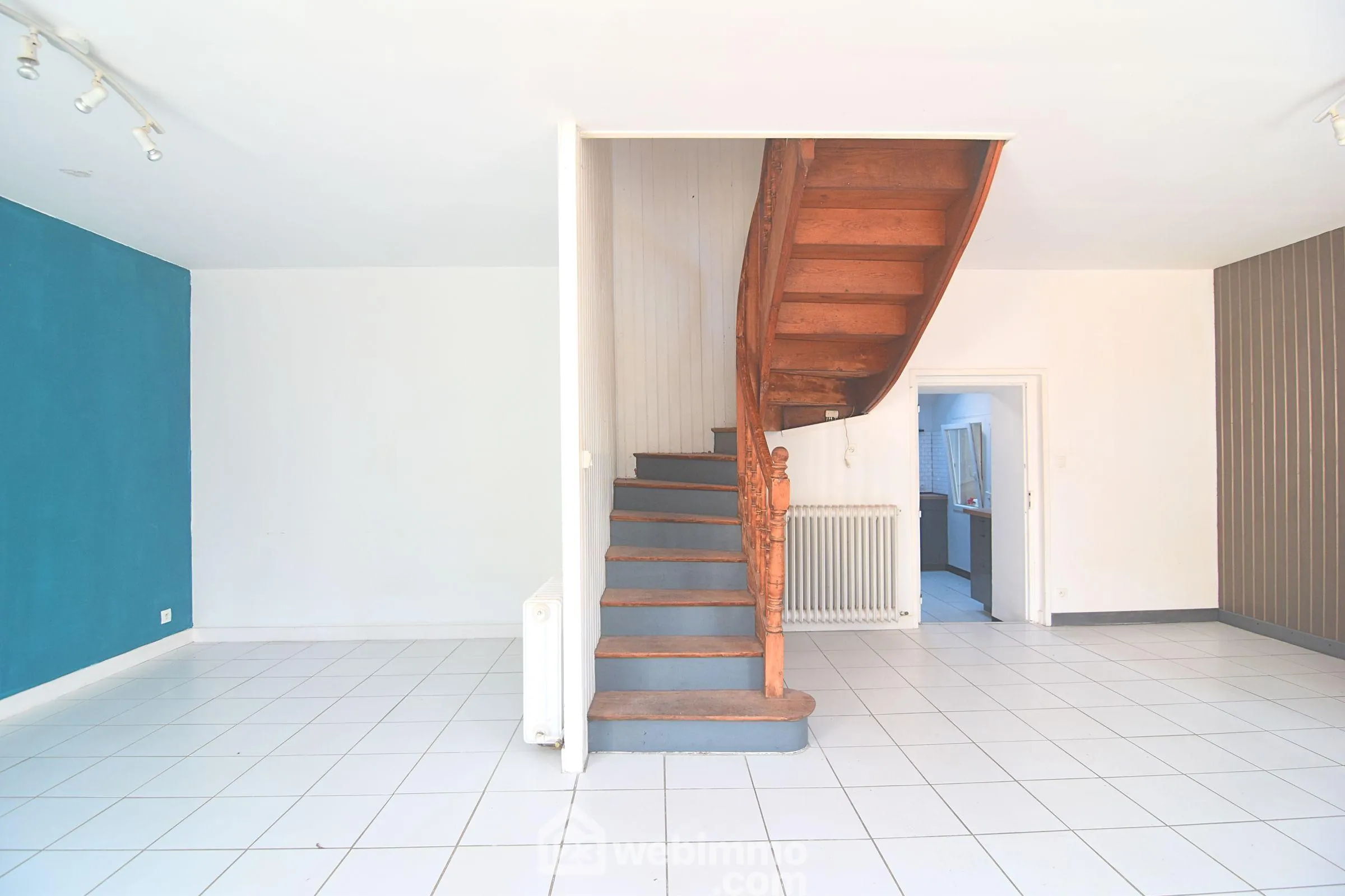 Maison de caractère de 73m² à Plounévez-Quintin avec jardin et dépendance 