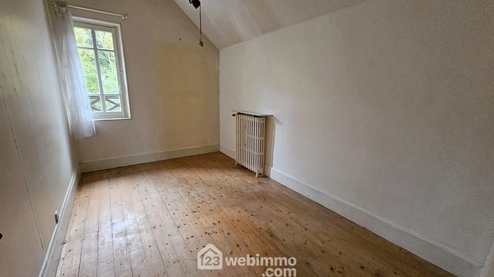 Maison bourgeoise de 164 m² avec dépendance à Milly-la-Forêt 