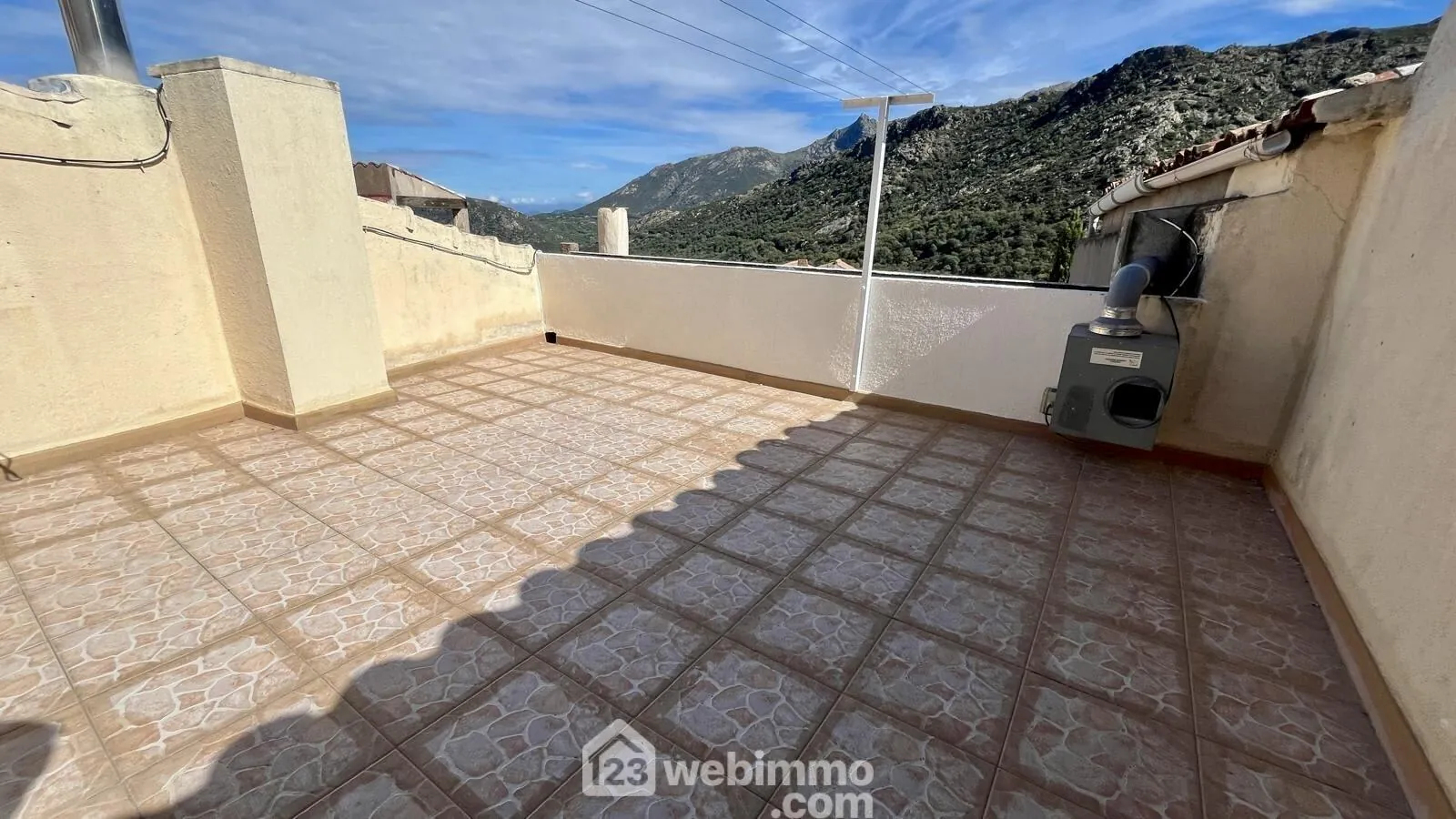 Belle maison de village de 128m² à Muro en Balagne avec terrasse et vue montagne 