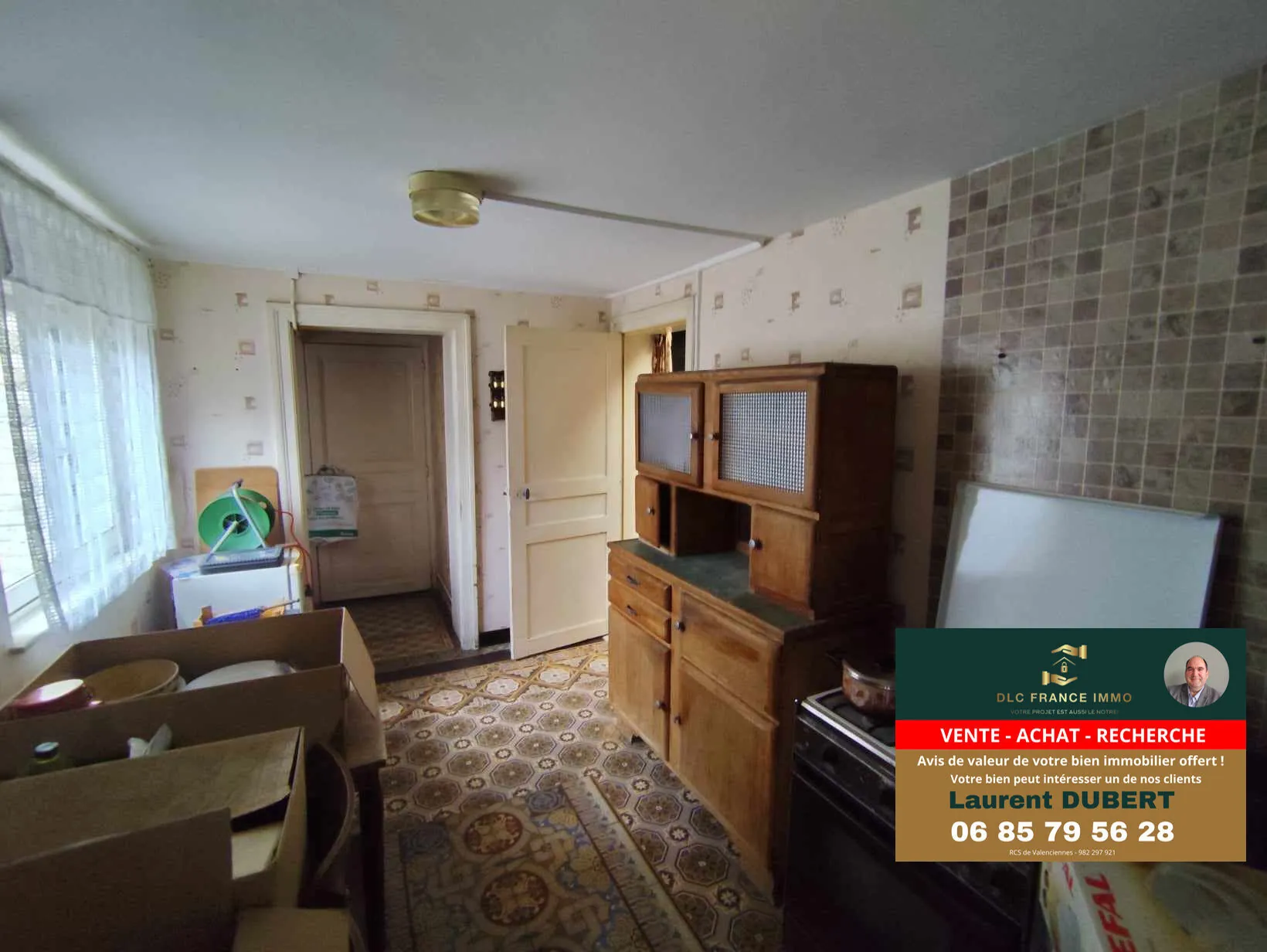 Maison à rénover avec potentiel à Aulnoye-Aymeries - Grand terrain et garage 
