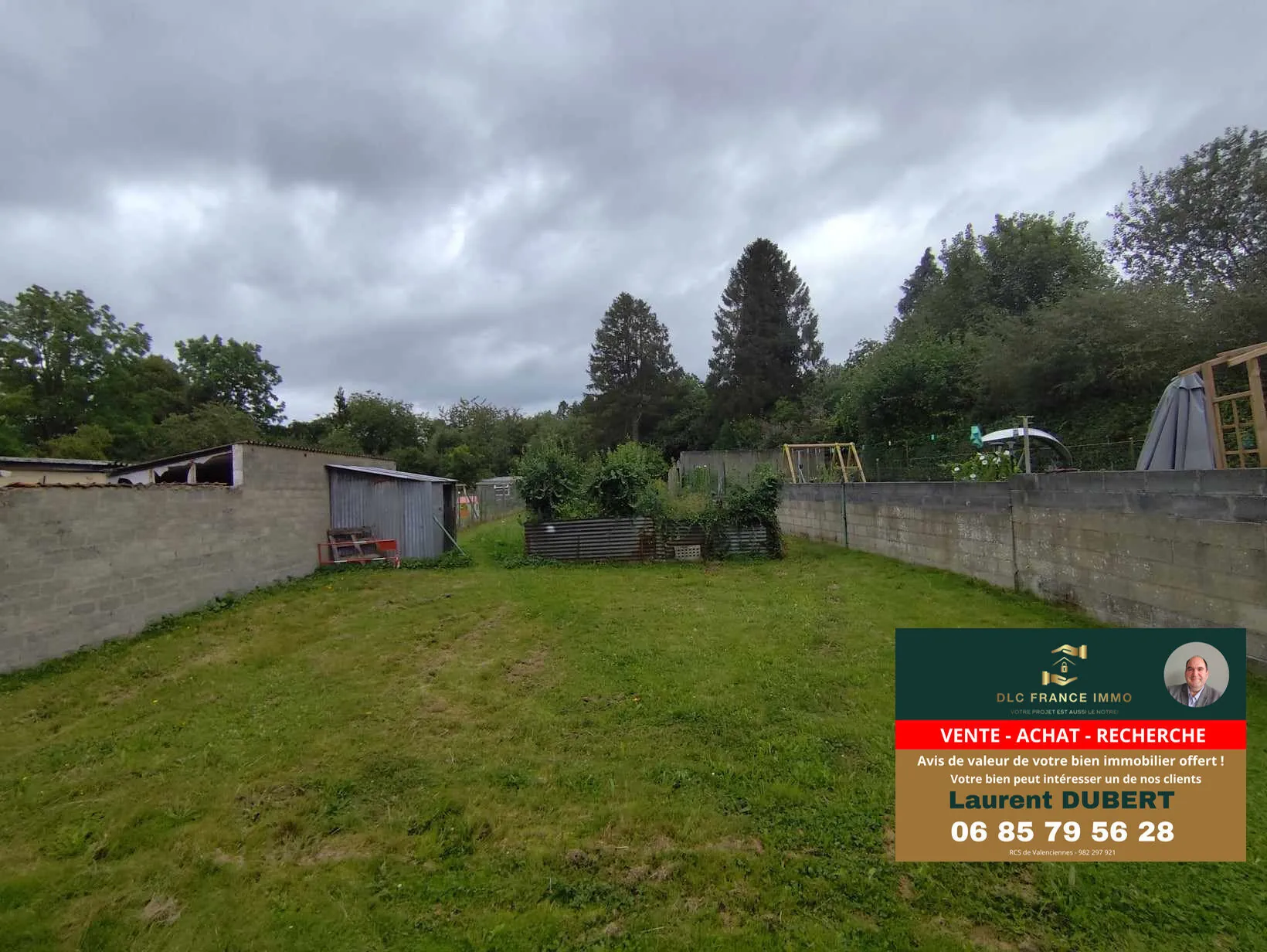 Maison à rénover avec potentiel à Aulnoye-Aymeries - Grand terrain et garage 