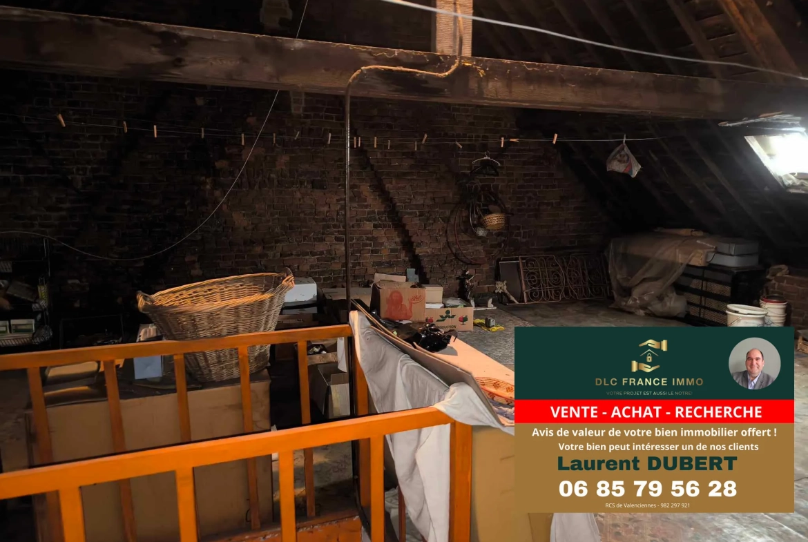 Maison à rénover avec potentiel à Aulnoye-Aymeries - Grand terrain et garage 