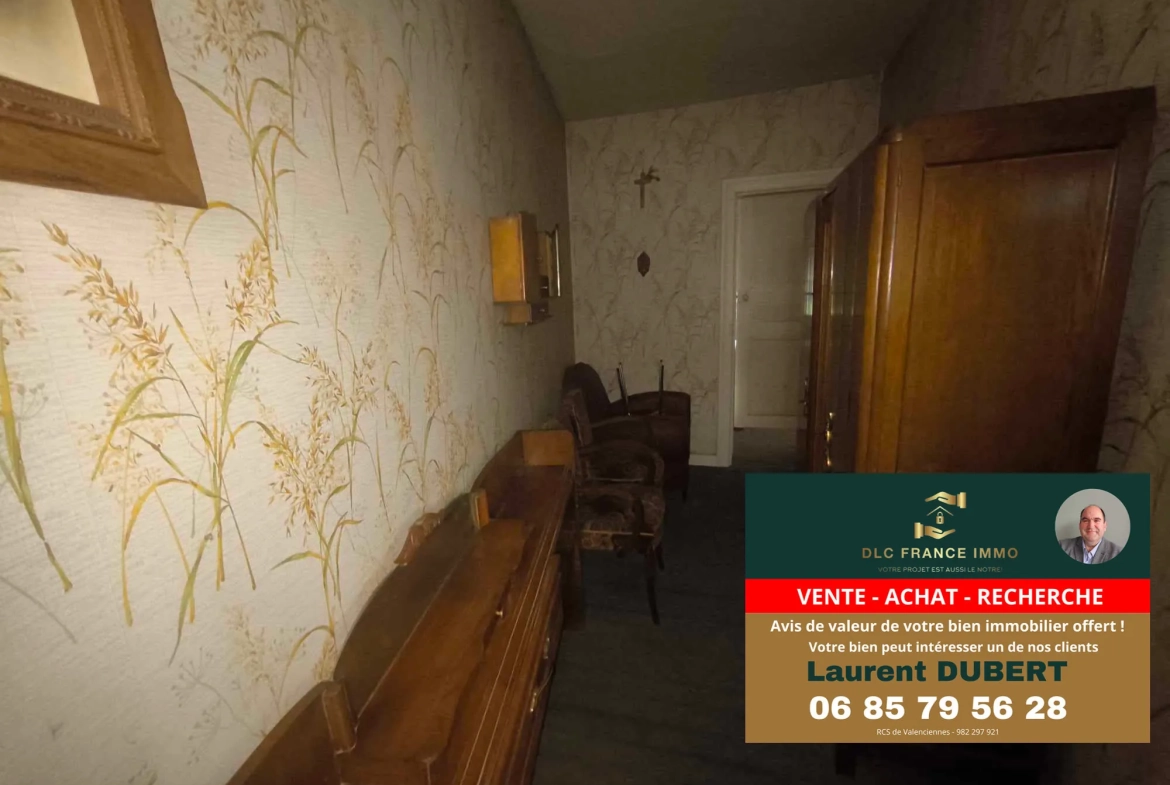 Maison à rénover avec potentiel à Aulnoye-Aymeries - Grand terrain et garage 