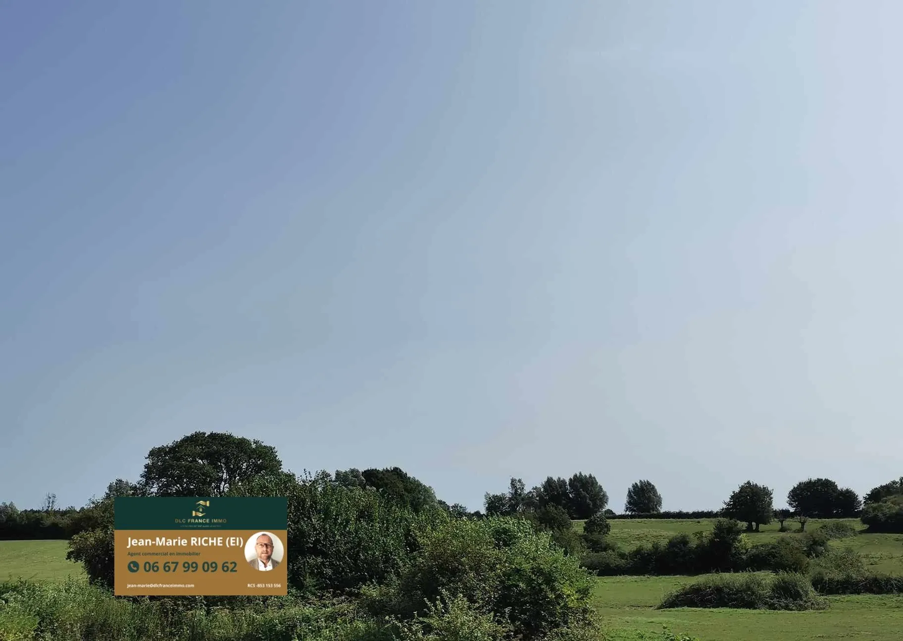 Charmante maison de campagne de 120 m² avec grand terrain à Berlaimont en bordure de forêt 