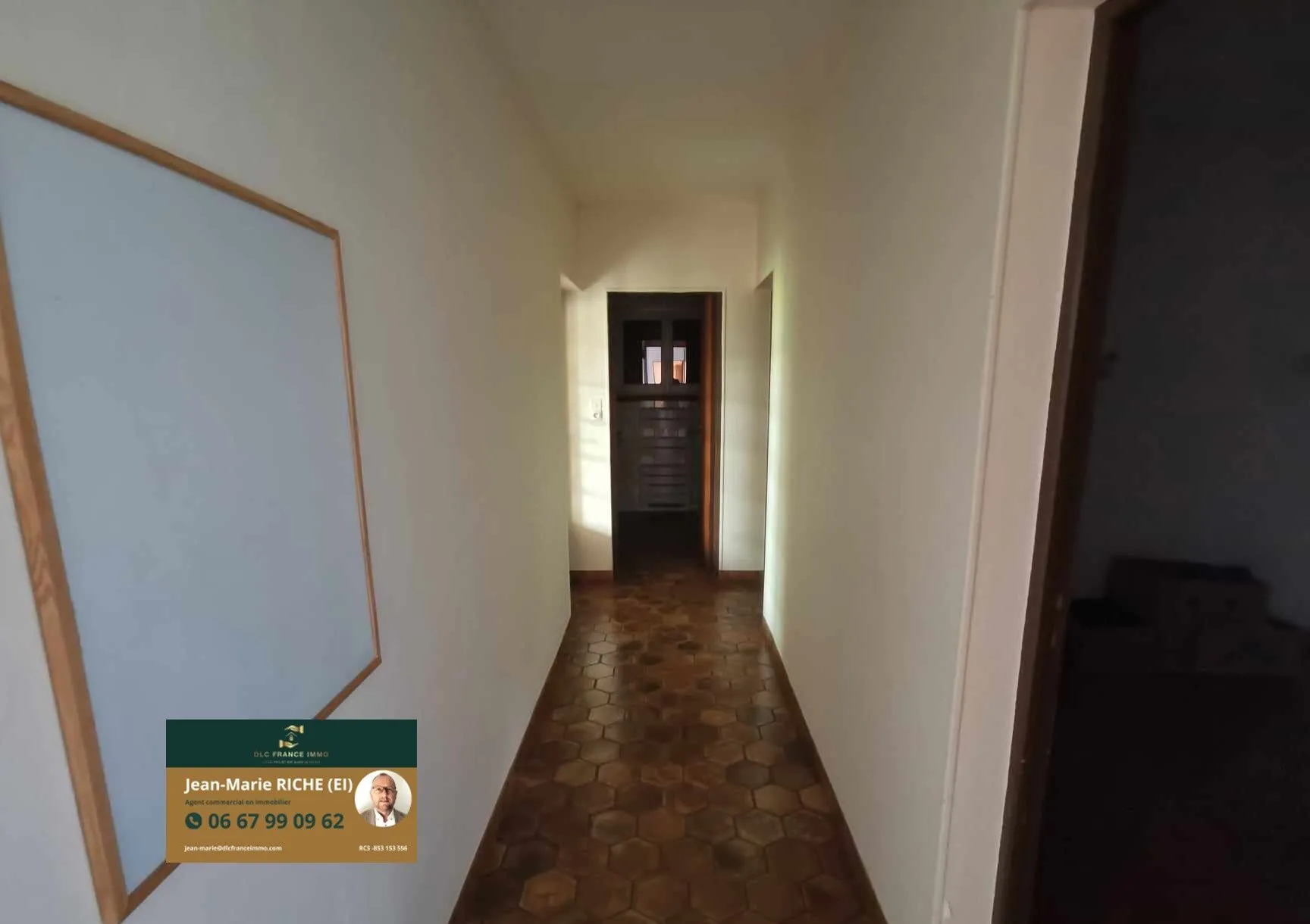 Charmante maison de campagne de 120 m² avec grand terrain à Berlaimont en bordure de forêt 
