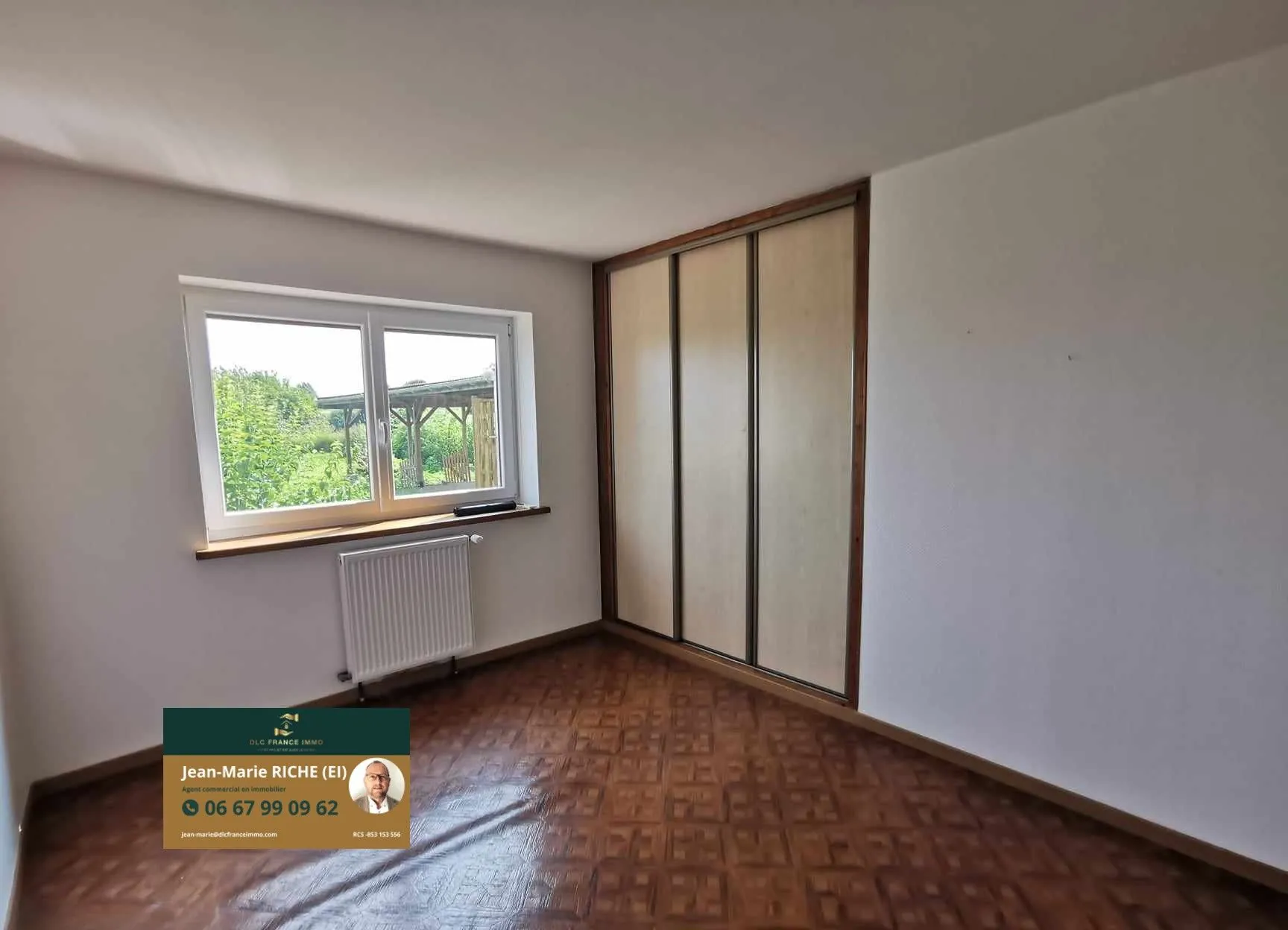 Charmante maison de campagne de 120 m² avec grand terrain à Berlaimont en bordure de forêt 