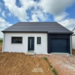 Maison neuve à Saint-Vaast-en-Chaussée proche Amiens – Certifiée RE2020 et prêt à bâtir