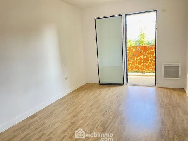 Appartement traversant de 77 m² avec terrasse à La Roche-sur-Yon 