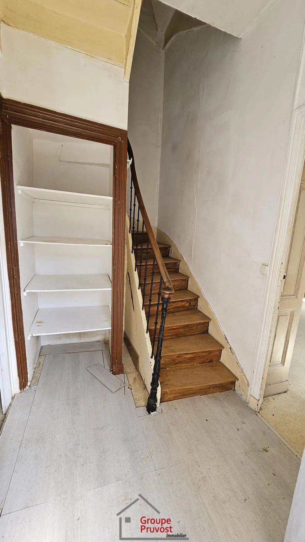 Maison de village à Panissières de 85 m² avec potentiel de rénovation 