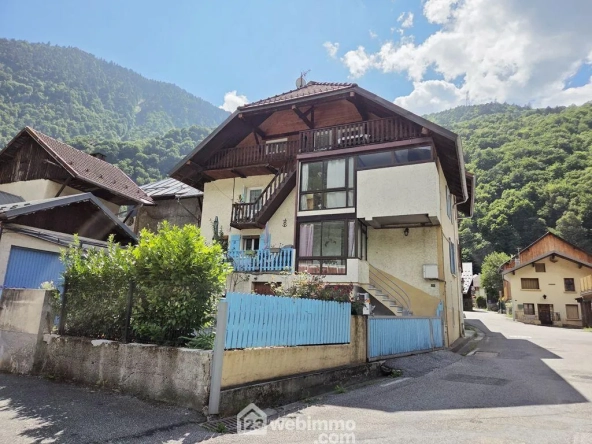Maison de village à Rognaix de 119 m² avec garage et cave