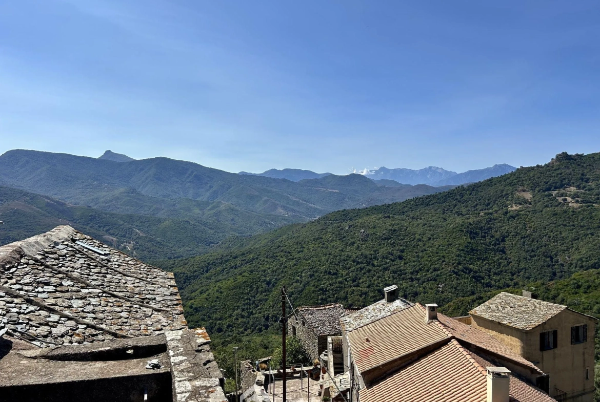 Maison de village à Bigorno avec terrasse et vue panoramique en Corse 