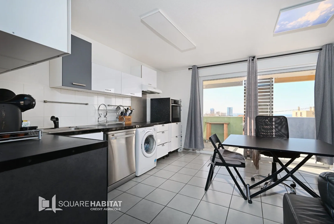 Appartement 3 pièces avec vue mer et Notre-Dame de la Garde à Marseille 