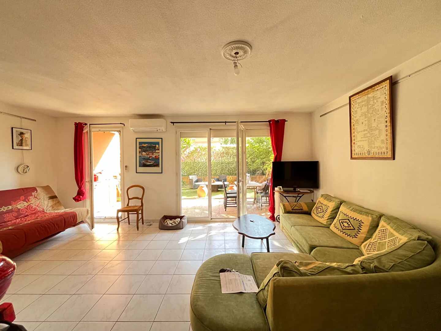 Appartement T3 à Marseille 9ème avec terrasse, jardin et parking 