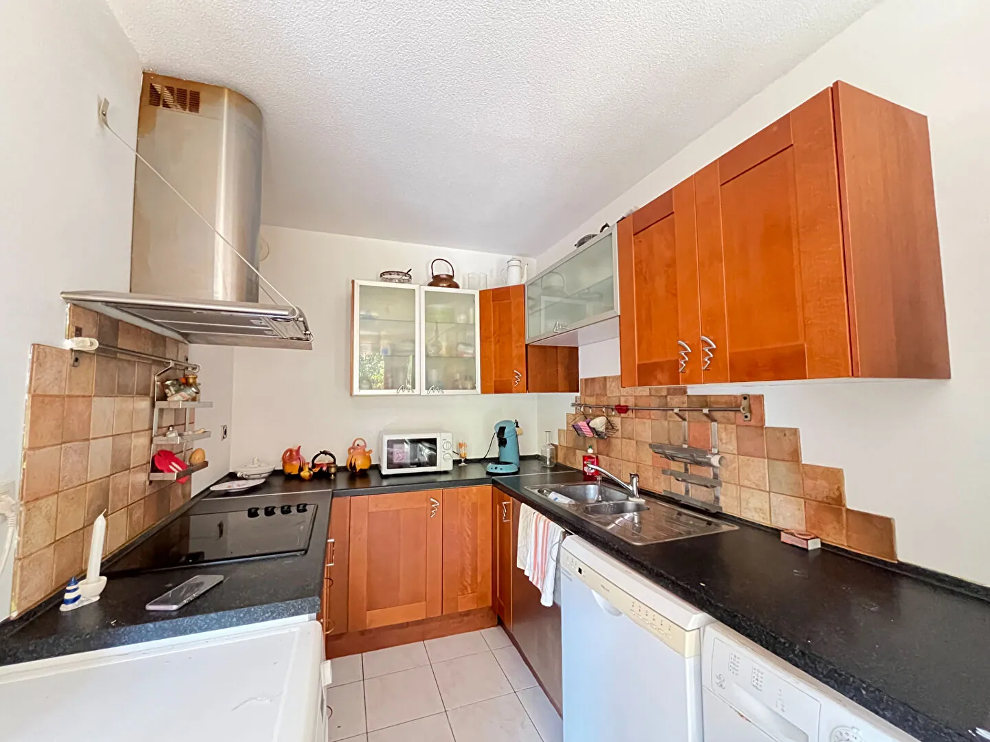 Appartement T3 à Marseille 9ème avec terrasse, jardin et parking 