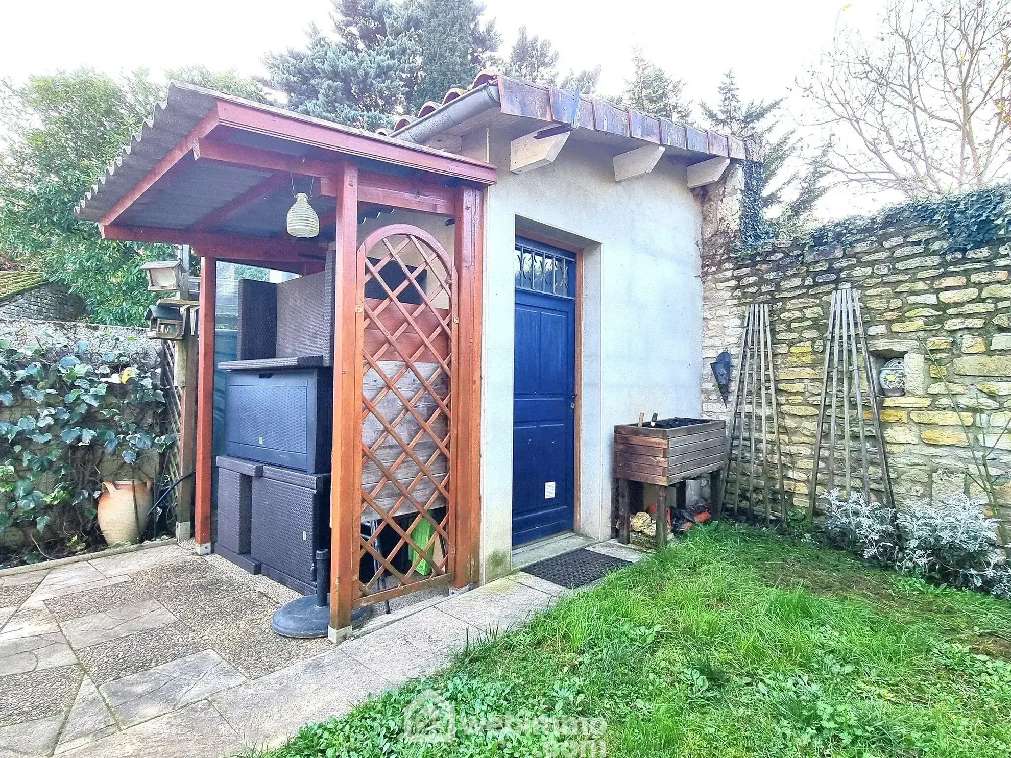 Maison de 99 m² à Montamisé proche Poitiers - 2 chambres, garage et terrain clos 