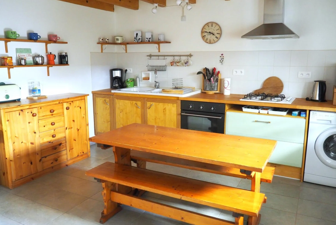 Maison rénovée au bord du Tarn à Ambialet avec terrasse et possibilitÃ©s d'aménagement 