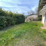 Charmant appartement T2 en rez-de-jardin à Charbonnières-les-Bains avec jardin privé