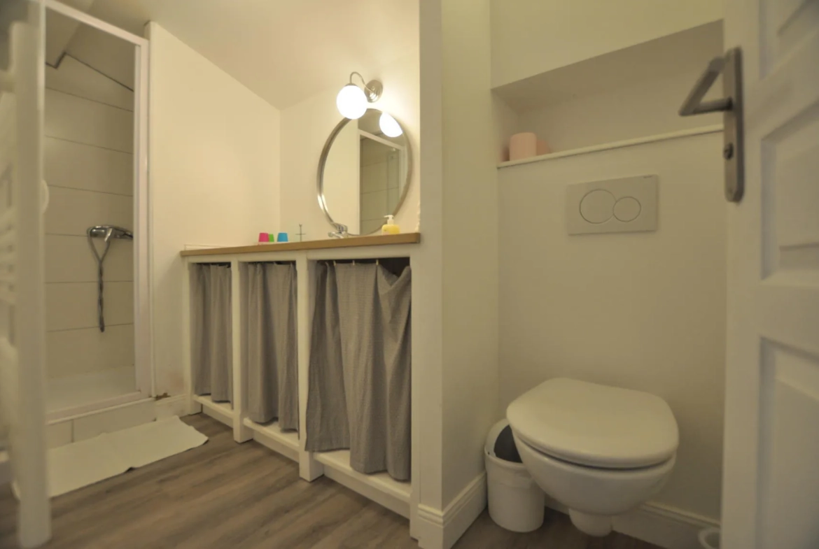 Maison de village à Paillet avec jardin, terrasse et parking – 80 m² 