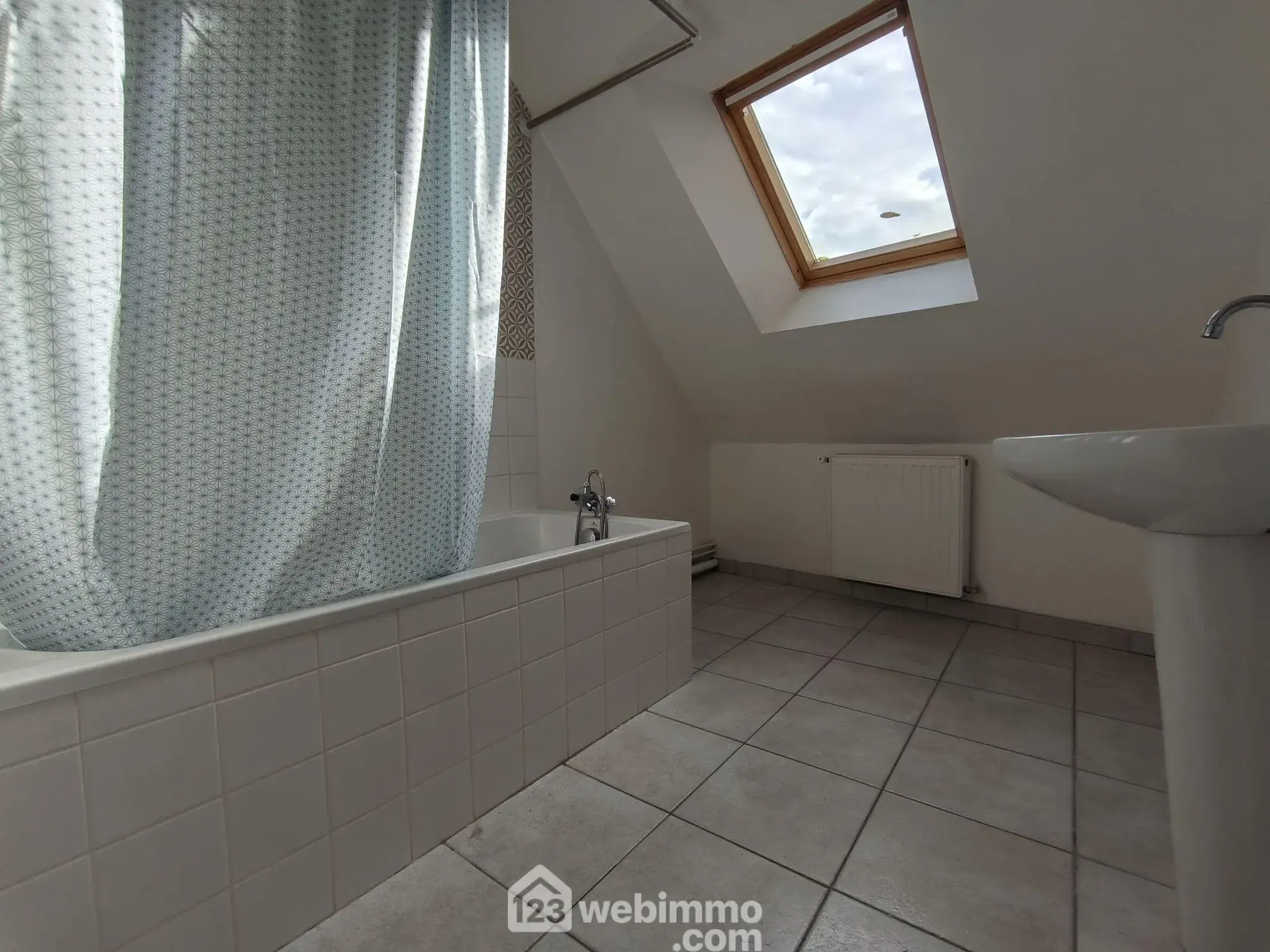 À vendre ensemble immobilier de 182 m² à Presles-et-Boves – parfait pour investissement ou résidence principale 