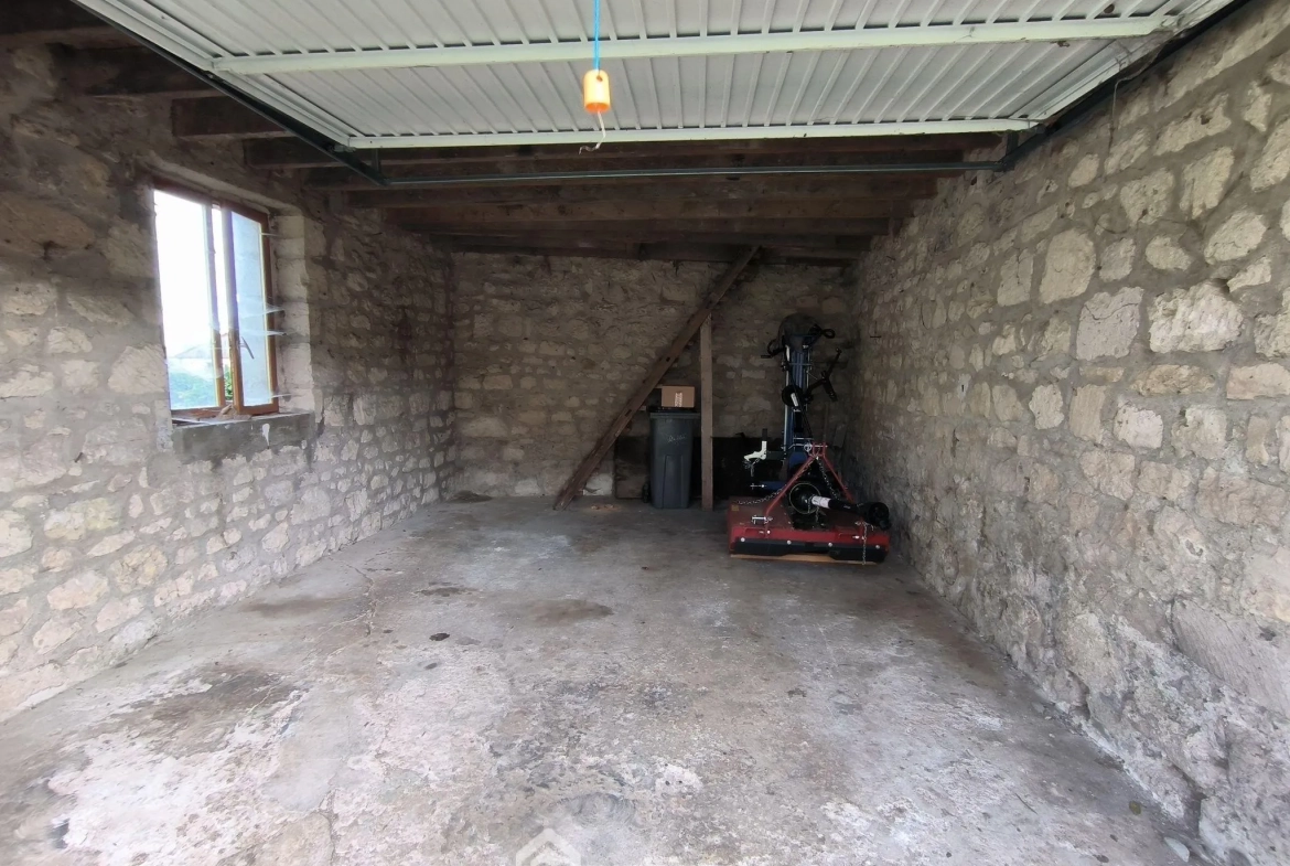 À vendre ensemble immobilier de 182 m² à Presles-et-Boves – parfait pour investissement ou résidence principale 