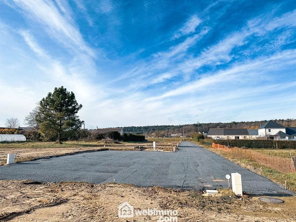Terrain à bâtir de 641 m² à Mazé-Milon - Opportunité à saisir 