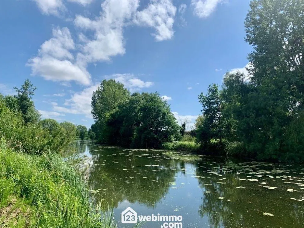 Terrain à bâtir de 641 m² à Mazé-Milon - Opportunité à saisir 