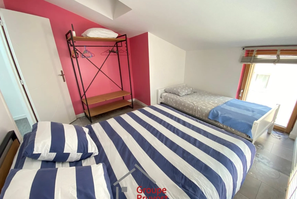 Maison de ville moderne à Cluny avec 3 chambres et luminosité optimale 