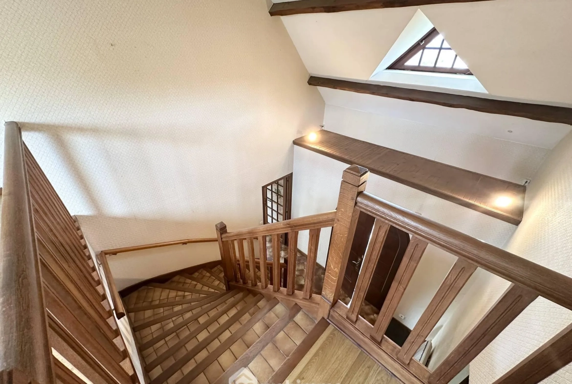 Belle maison de 154 m² à Bruyères-et-Montbérault avec jardin et sous-sol 