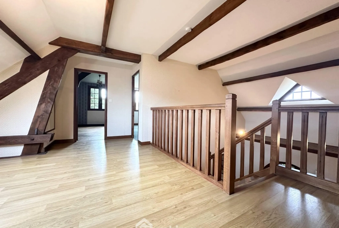 Belle maison de 154 m² à Bruyères-et-Montbérault avec jardin et sous-sol 
