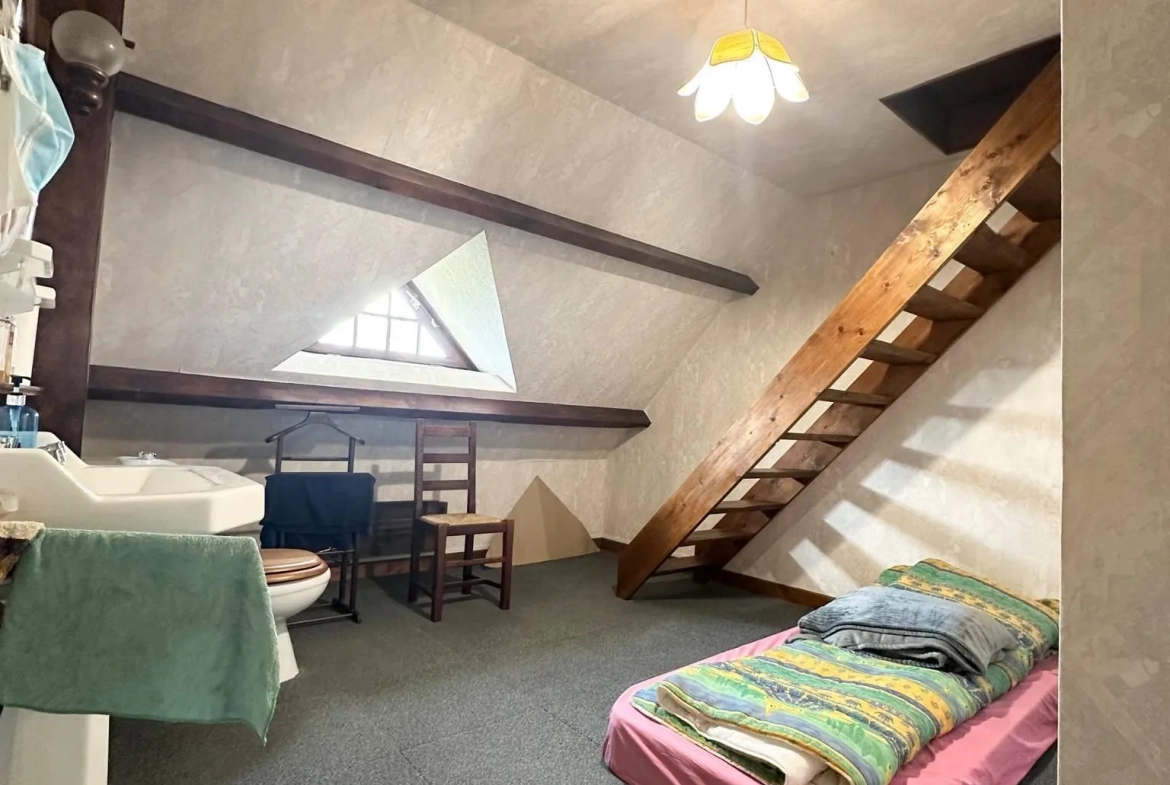 Belle maison de 154 m² à Bruyères-et-Montbérault avec jardin et sous-sol 