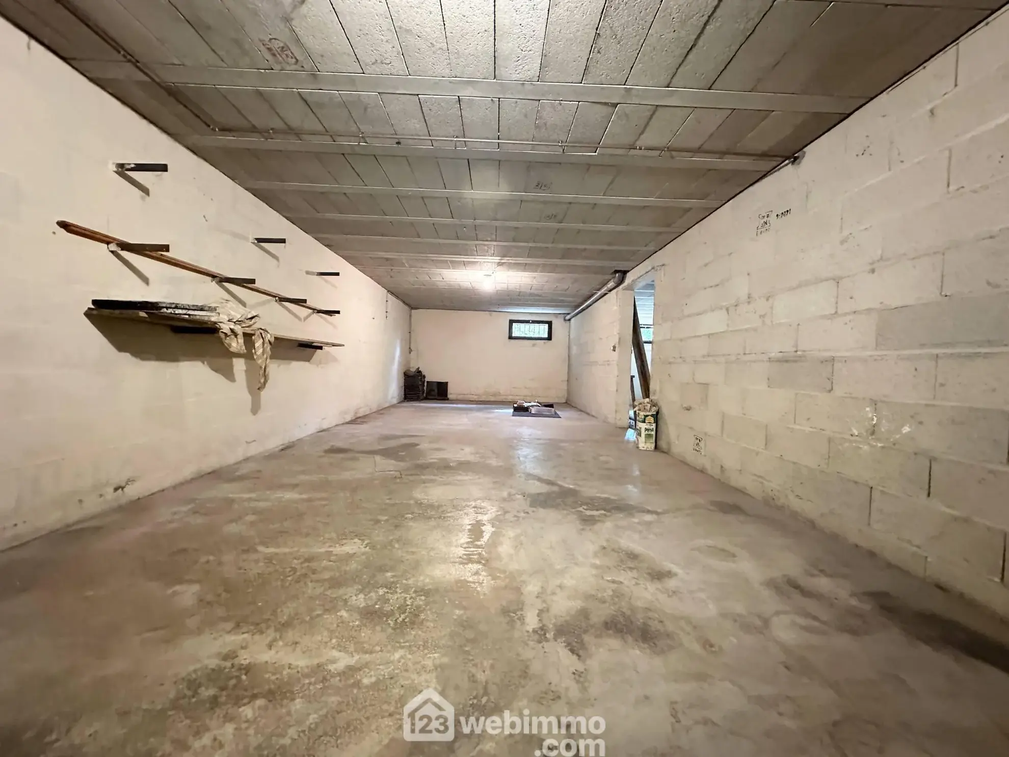 Belle maison de 154 m² à Bruyères-et-Montbérault avec jardin et sous-sol 