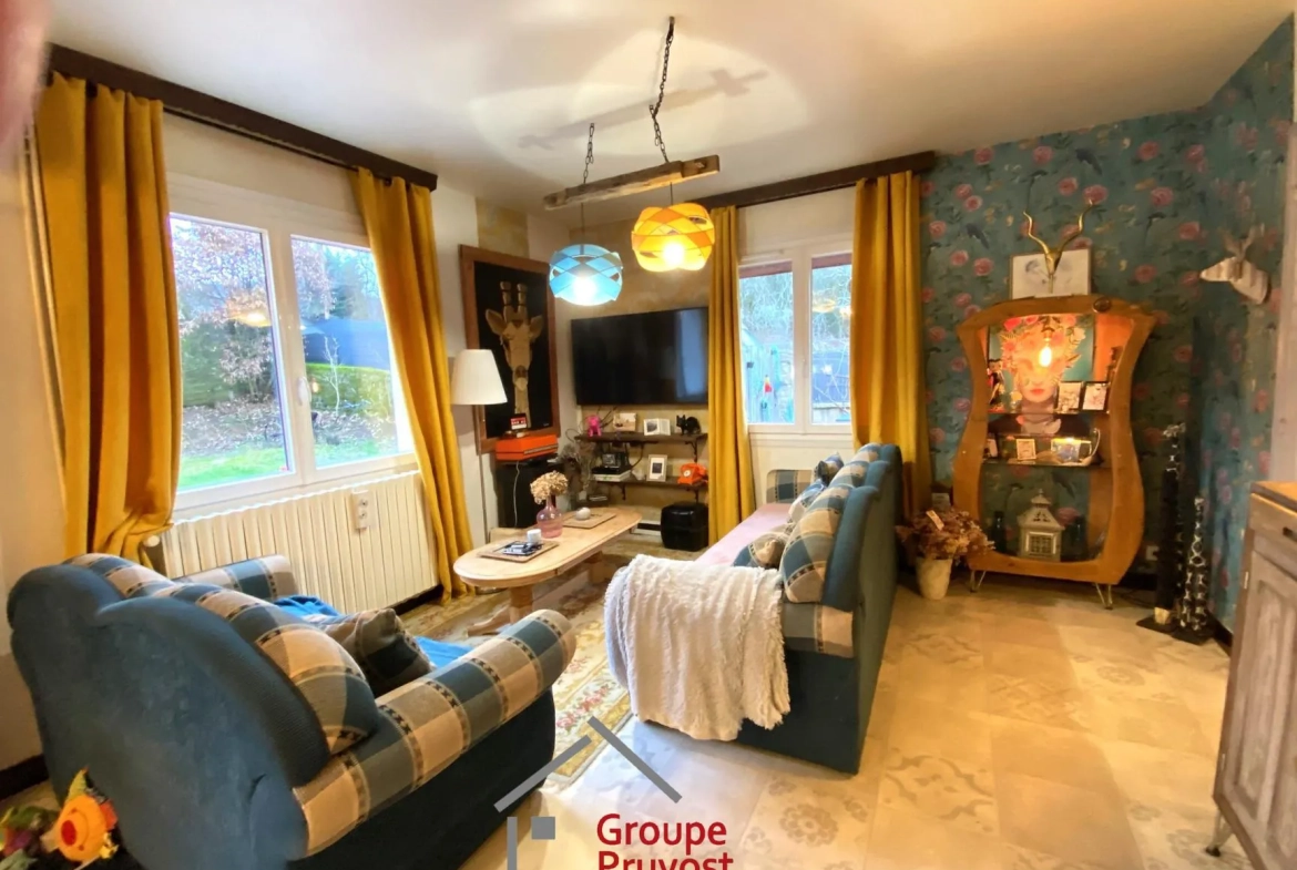 Maison de campagne rénovée à Cluny avec grand terrain et potentiel d'extension 