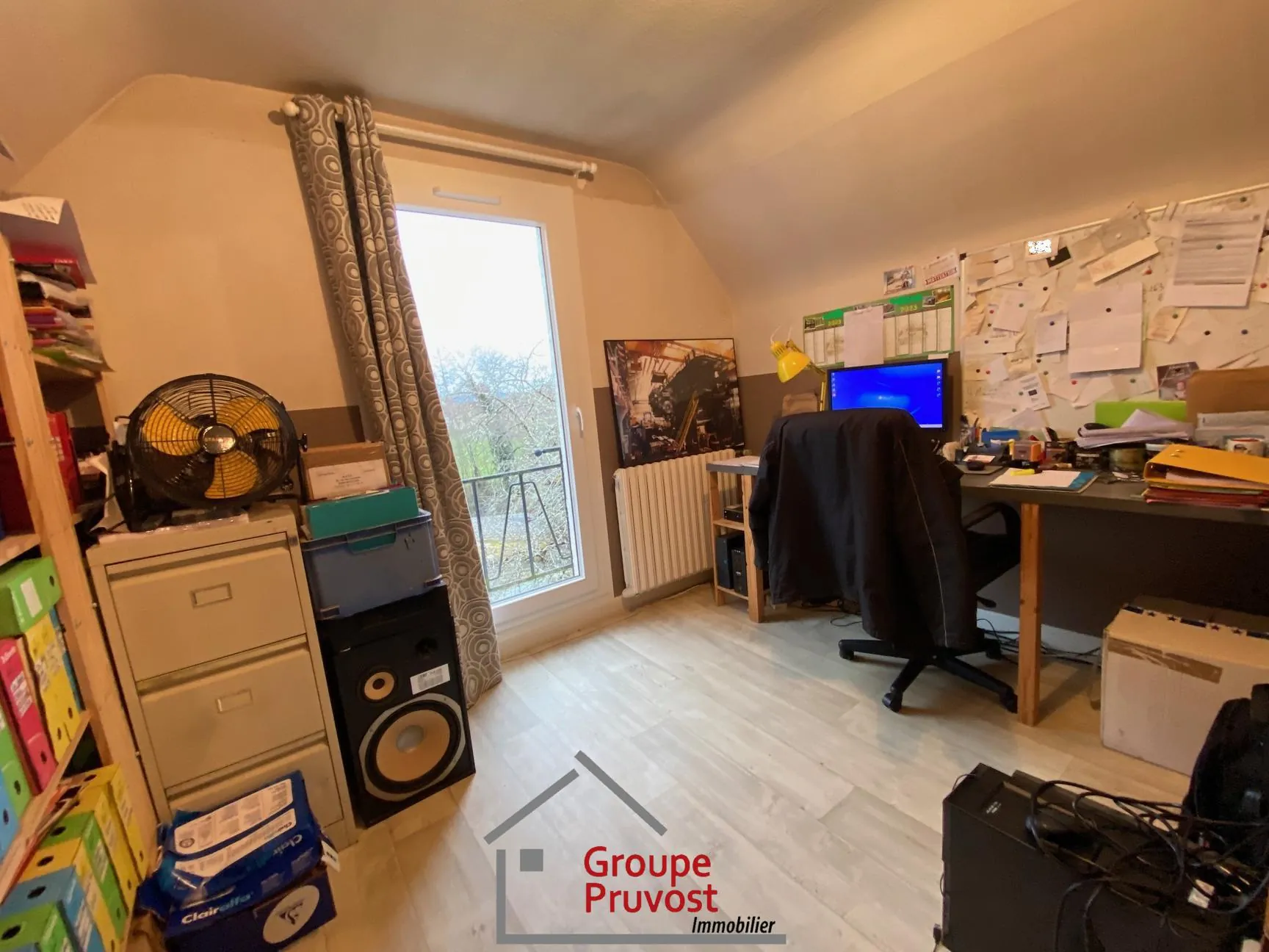 Maison de campagne rénovée à Cluny avec grand terrain et potentiel d'extension 