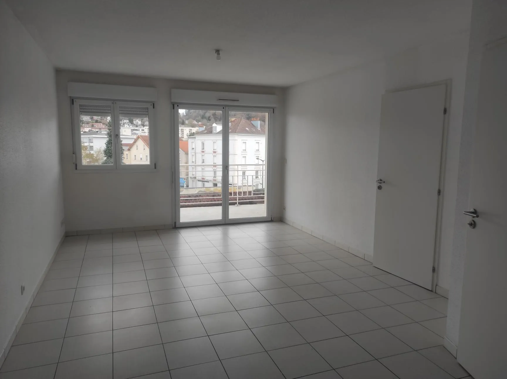 Appartement 46 m² avec terrasse et stationnement à Epinal 