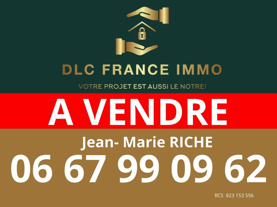 Terrain constructible à Jolimetz de 2465 m² avec façade de 40 m et dénivelé favorable 
