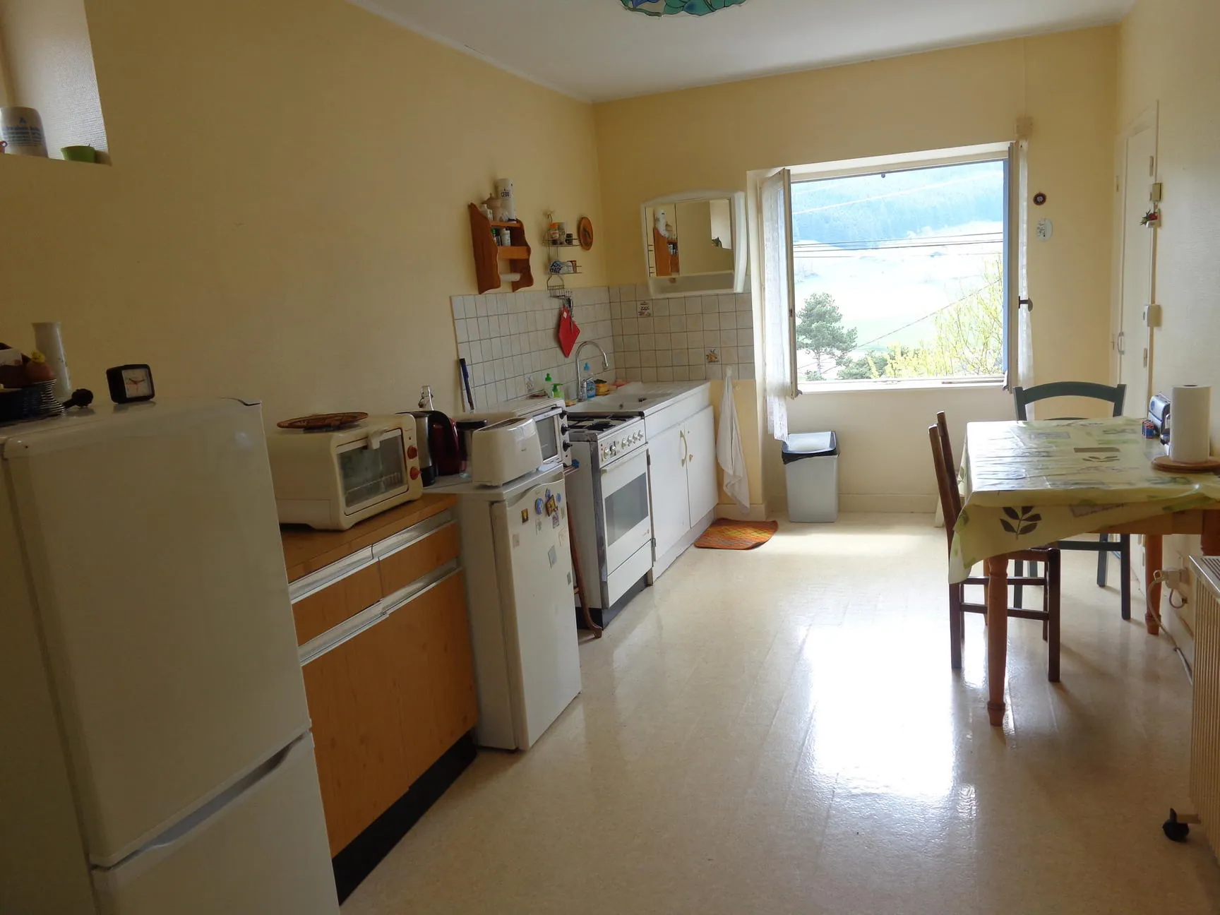 Belle maison à Saint Just d'Avray avec jardin et garage — Idéal premier achat 