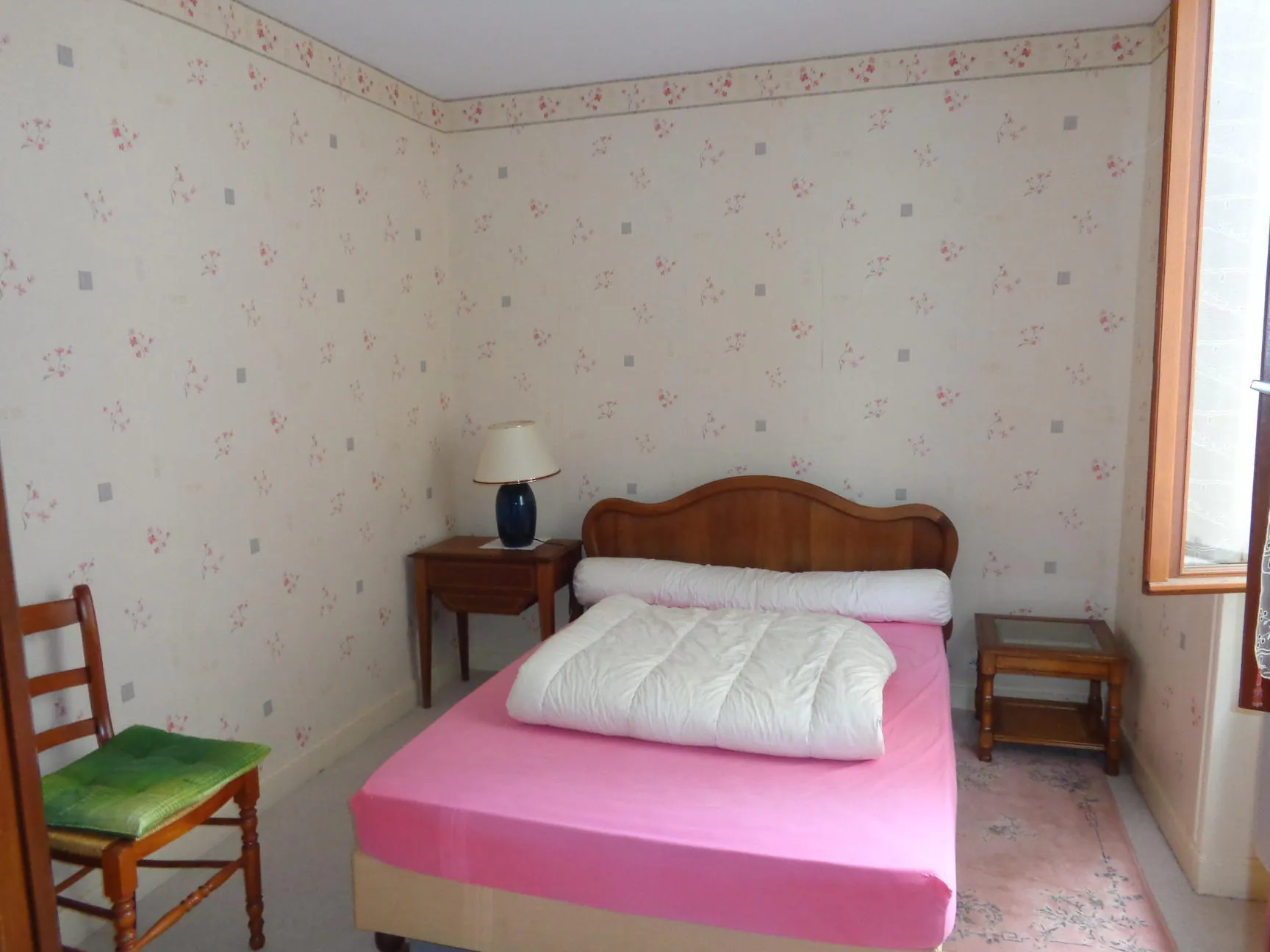 Belle maison à Saint Just d'Avray avec jardin et garage — Idéal premier achat 