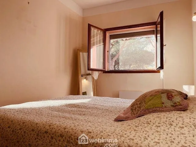 Maison en duplex meublée à Saint-Cyprien, 67,02 m², proche commodités 