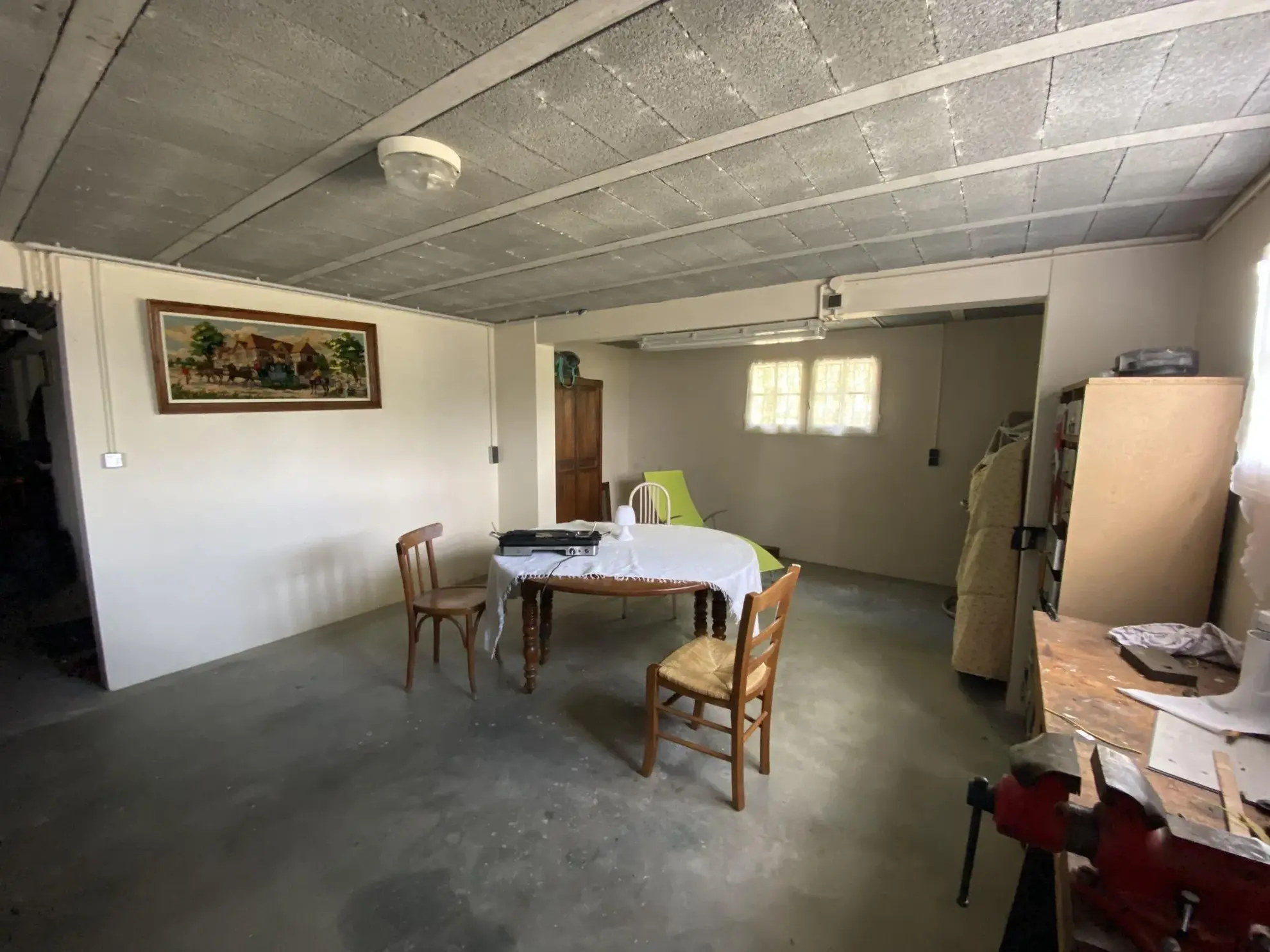 Maison de plain-pied à Chantonnay avec grand terrain et sous-sol 140 m² 