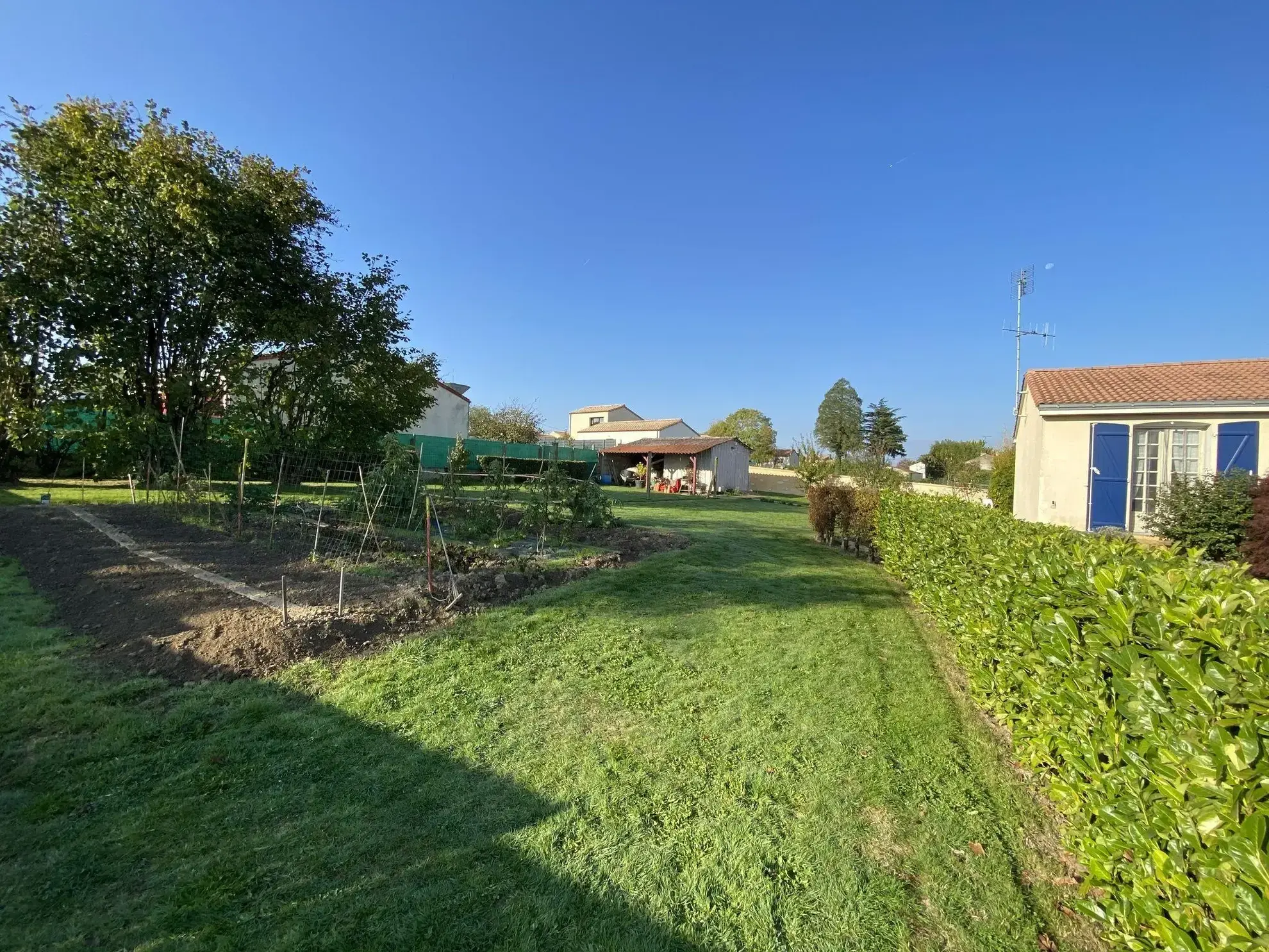 Maison de plain-pied à Chantonnay avec grand terrain et sous-sol 140 m² 