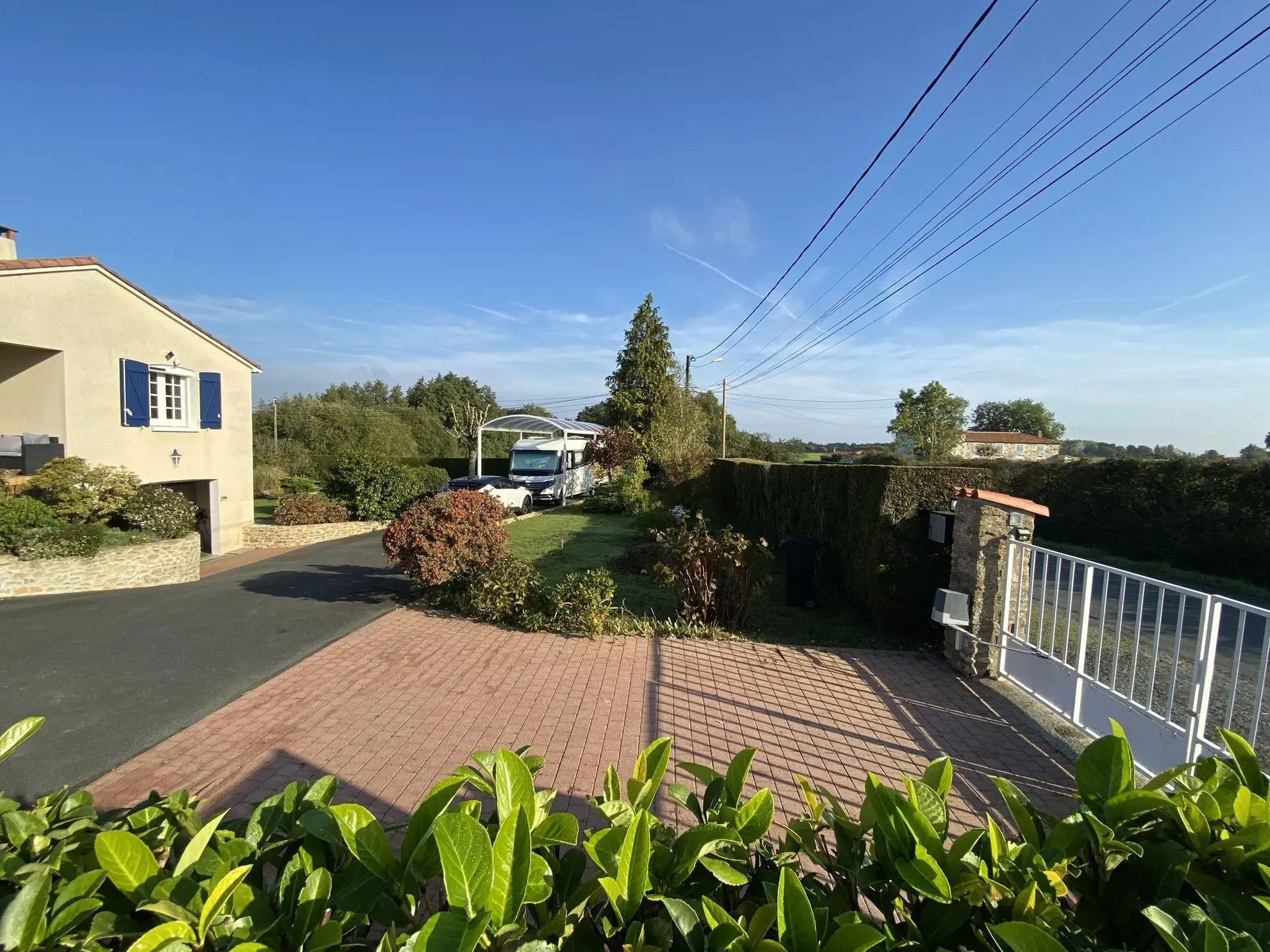 Maison de plain-pied à Chantonnay avec grand terrain et sous-sol 140 m² 