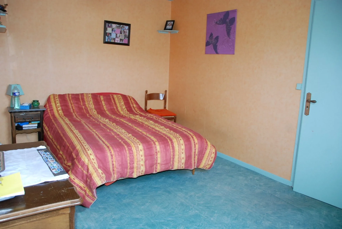 Maison à Fécamp avec cour en plein sud, 4 chambres, 120 m², idéalement située 