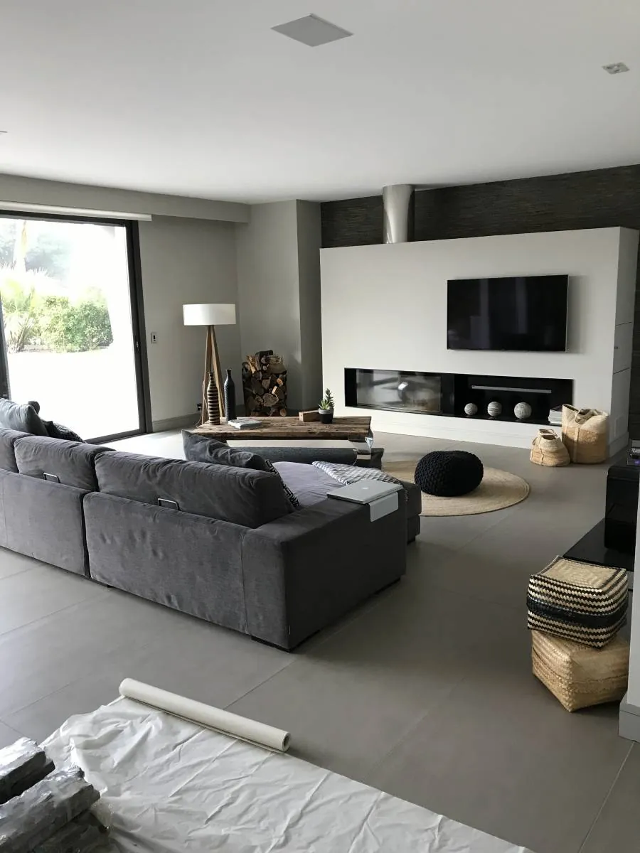 Maison familiale à Pont-Audemer avec grand terrain et garage 