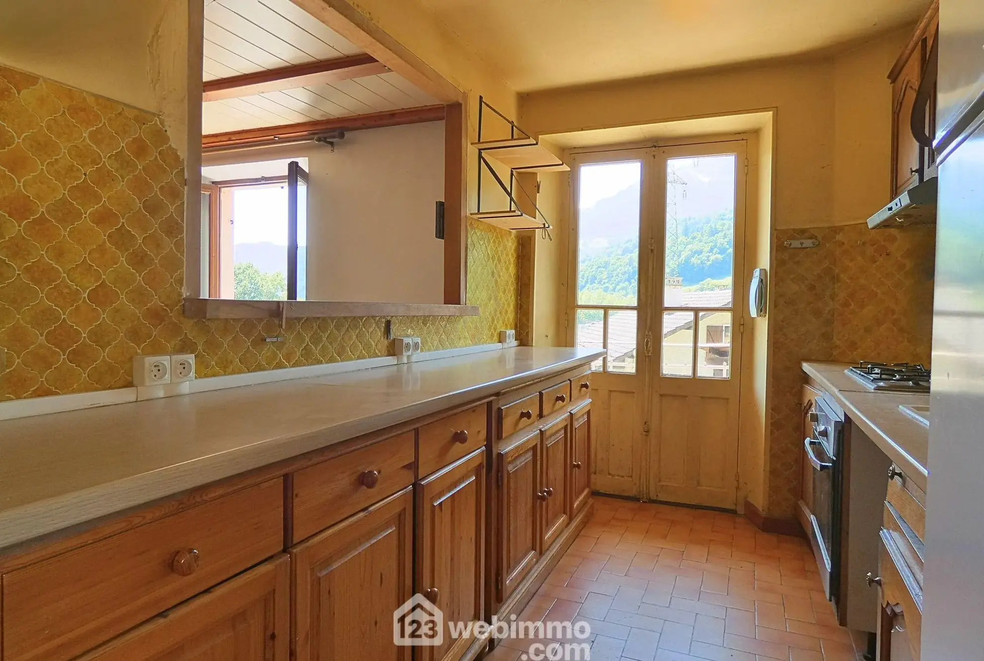 Maison de village de 77 m² avec dépendance et terrasse à Ugine 