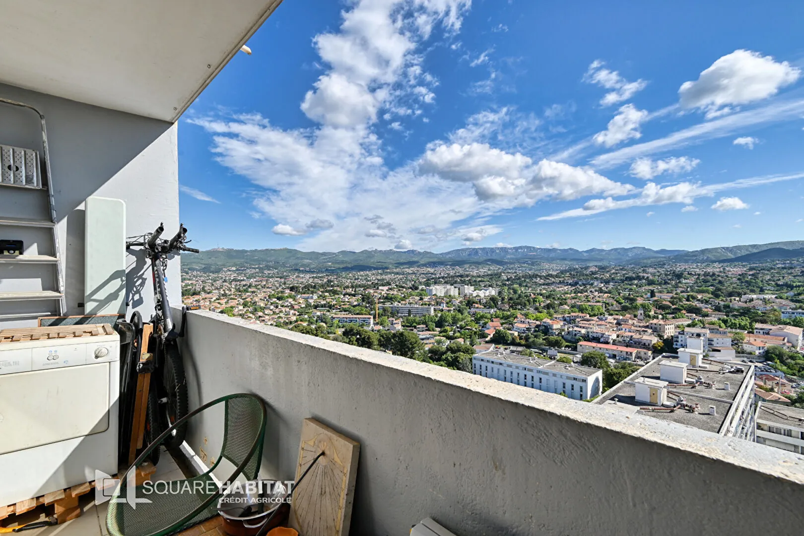 Appartement 4 pièces avec vue panoramique à Marseille 13013 - Cave et parking 