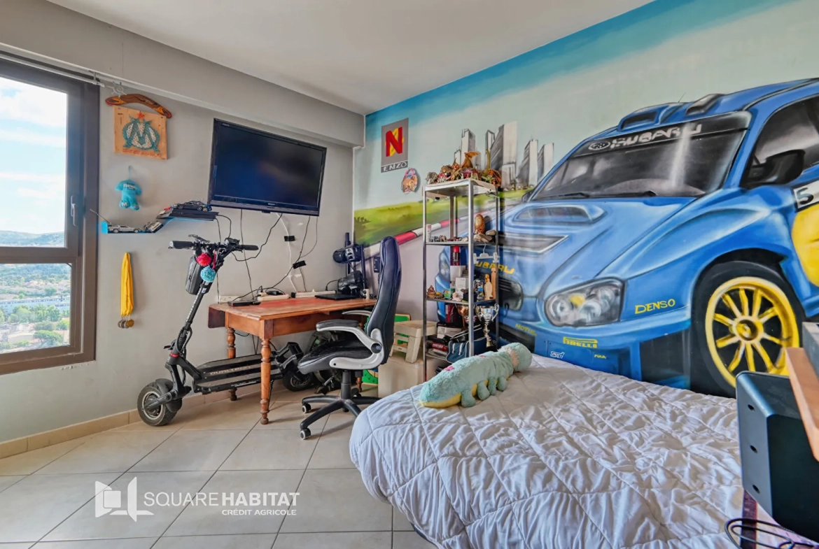 Appartement 4 pièces avec vue panoramique à Marseille 13013 - Cave et parking 