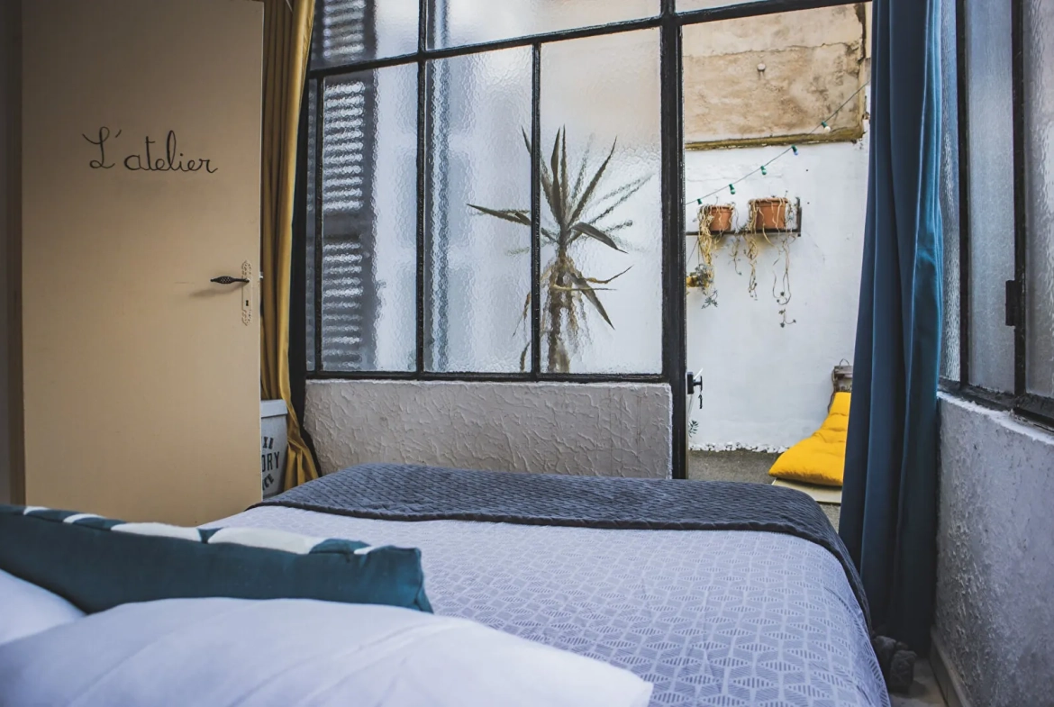 Charmant appartement 1 bis avec terrasse exceptionnelle à Marseille 6ème 